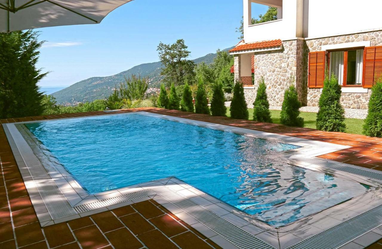 Vila Harmonia โอปาติยา ภายนอก รูปภาพ